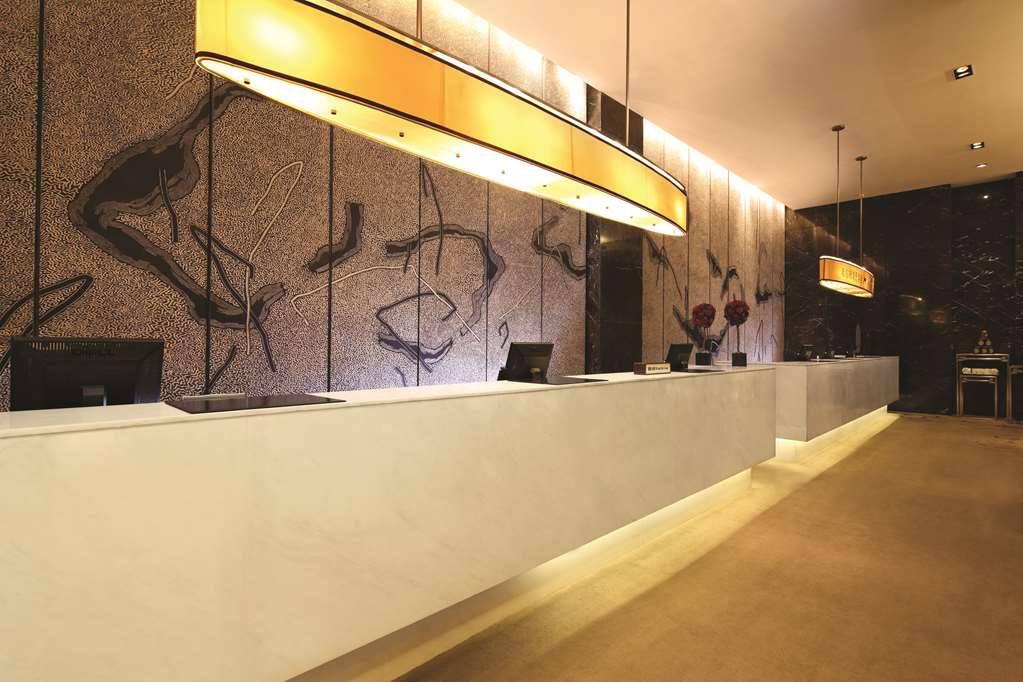 Doubletree By Hilton Beijing Hotel Beltér fotó